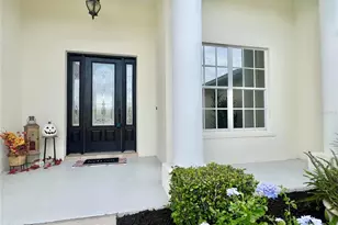 3807 Diamante Ct, Ruskin, FL 33573 - Photo 5