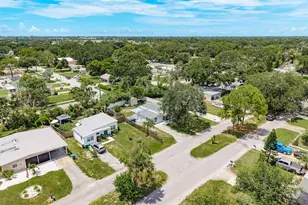 130 Melody Ln, Largo, FL 33771 - Photo 37