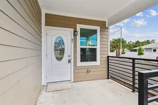 650 E Tarpon Ave, Tarpon Springs, FL 34689 - Photo 5