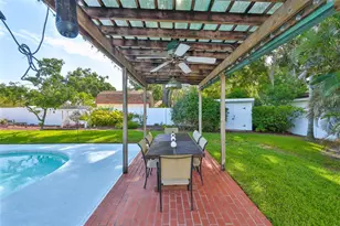 13562 Lake Magdalene Dr, Tampa, FL 33613 - Photo 45