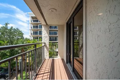240 Windward Passage #401, Clearwater Beach, FL 33767 - Photo 27