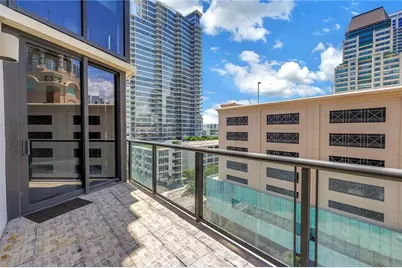 1 Beach Drive SE #810, Saint Petersburg, FL 33701 - Photo 3