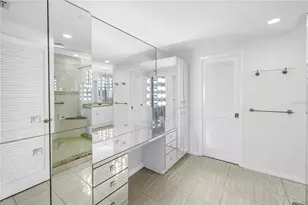 1 Beach Dr SE, Saint Petersburg, FL 33701 - Photo 27