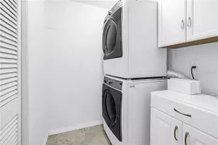 1 Beach Dr SE, Saint Petersburg, FL 33701 - Photo 31