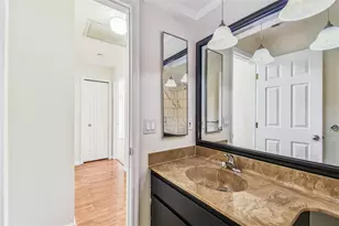 9203 Regents Park Dr, Tampa, FL 33647 - Photo 43