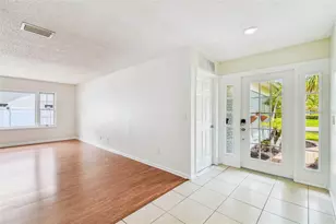 9203 Regents Park Dr, Tampa, FL 33647 - Photo 7