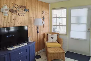 3348 Lanark Dr, Holiday, FL 34690 - Photo 9