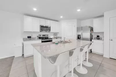 36558 Spanish Rose Drive, Dade City, FL 33525 - Photo 11