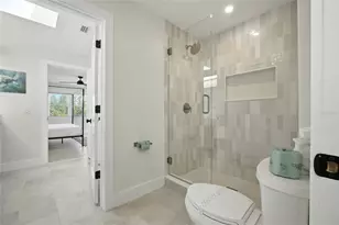 405 28th St, Holmes Beach, FL 34217 - Photo 31