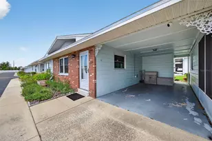 12400 Park Blvd, Seminole, FL 33772 - Photo 3