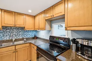 880 Mandalay Ave, Clearwater Beach, FL 33767 - Photo 11