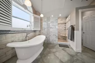 11700 5th St E, Treasure Island, FL 33706 - Photo 37