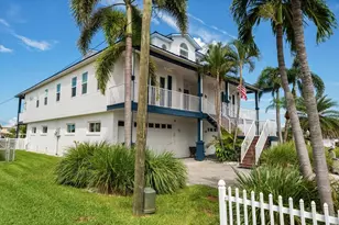 11700 5th St E, Treasure Island, FL 33706 - Photo 15
