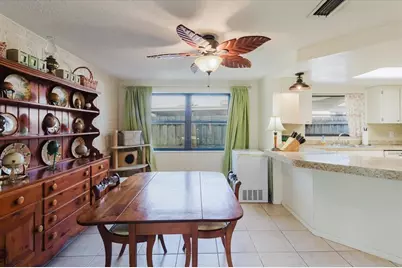 3310 Salisbury Dr, Holiday, FL 34691 - Photo 17