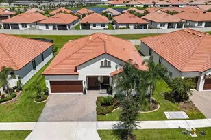 17317 Scuba Crest St, Wimauma, FL 33598 - Photo 1