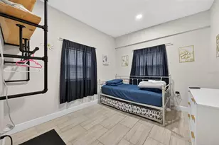 1726 W Humphrey St, Tampa, FL 33604 - Photo 17