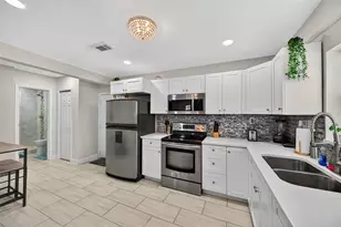 1726 W Humphrey St, Tampa, FL 33604 - Photo 11