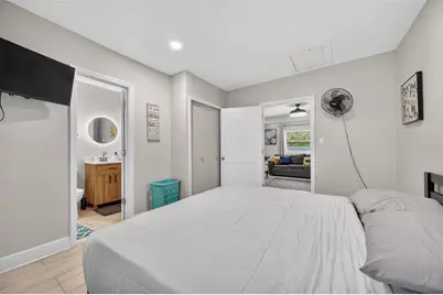 1726 W Humphrey Street, Tampa, FL 33604 - Photo 23