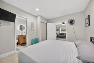 1726 W Humphrey St, Tampa, FL 33604 - Photo 23