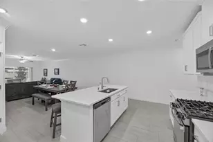 17334 Holly Wl Ave, Wimauma, FL 33598 - Photo 19