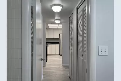 4900 Brittany Drive S #509, Saint Petersburg, FL 33715 - Photo 9