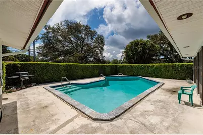 1027 Grovewood Court, Clearwater, FL 33764 - Photo 57