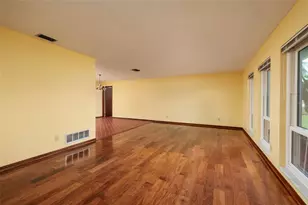 1027 Grovewood Ct, Clearwater, FL 33764 - Photo 19