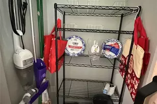 5006 Starfish Dr SE, Saint Petersburg, FL 33705 - Photo 13