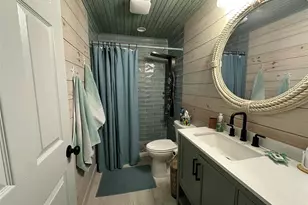 5006 Starfish Dr SE, Saint Petersburg, FL 33705 - Photo 15