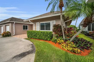 6561 Golden Horseshoe Dr, Seminole, FL 33777 - Photo 3