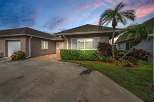 6561 Golden Horseshoe Dr, Seminole, FL 33777 - Photo 47