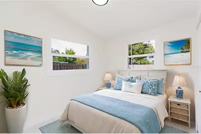 5640 Cedar Street NE, Saint Petersburg, FL 33703 - Photo 5