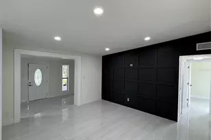 5640 Cedar St NE, Saint Petersburg, FL 33703 - Photo 17