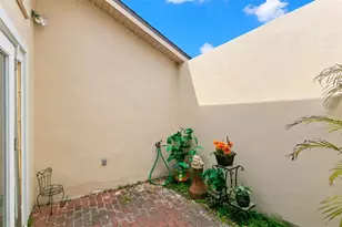 2241 Heron Cir, Clearwater, FL 33762 - Photo 13