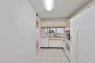 2424 W Tampa Bay Blvd, Tampa, FL 33607 - Photo 13