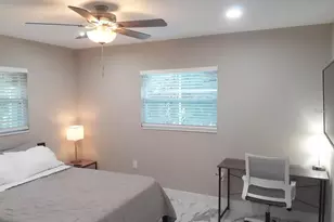 2042 Craft Ln, Sarasota, FL 34239 - Photo 17