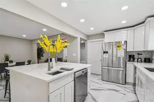 2042 Craft Ln, Sarasota, FL 34239 - Photo 77