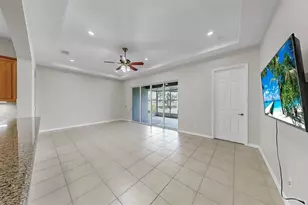 2433 Kensington Greens Dr, Sun City Center, FL 33573 - Photo 19