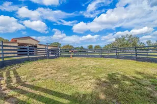 9510 36th Ave E, Palmetto, FL 34221 - Photo 13