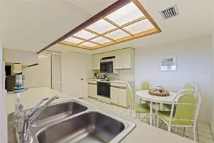 5700 Escondida Blvd S, Saint Petersburg, FL 33715 - Photo 13