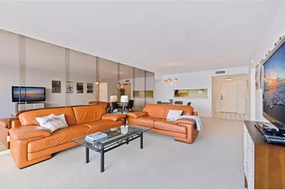 5700 Escondida Boulevard S #303, Saint Petersburg, FL 33715 - Photo 5
