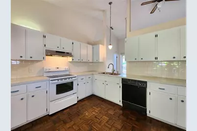 13922 Raie Avenue, Hudson, FL 34667 - Photo 7