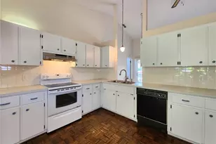 13922 Raie Ave, Hudson, FL 34667 - Photo 7