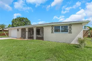 3335 Allandale Dr, Holiday, FL 34691 - Photo 5