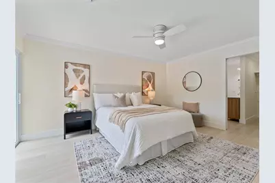 7220 Sunshine Drive S, Saint Petersburg, FL 33705 - Photo 15