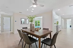 7220 Sunshine Dr S, Saint Petersburg, FL 33705 - Photo 9