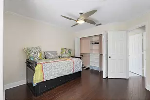 4903 Windmill Palm Terrace NE, Saint Petersburg, FL 33703 - Photo 7