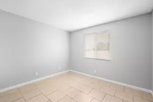 239 Red Maple Pl, Brandon, FL 33510 - Photo 13