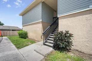 239 Red Maple Pl, Brandon, FL 33510 - Photo 1