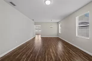 5713 Hawkpark Blvd, Lithia, FL 33547 - Photo 9